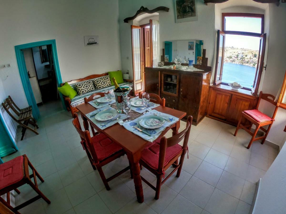 Villa Pitini Сими Екстериор снимка