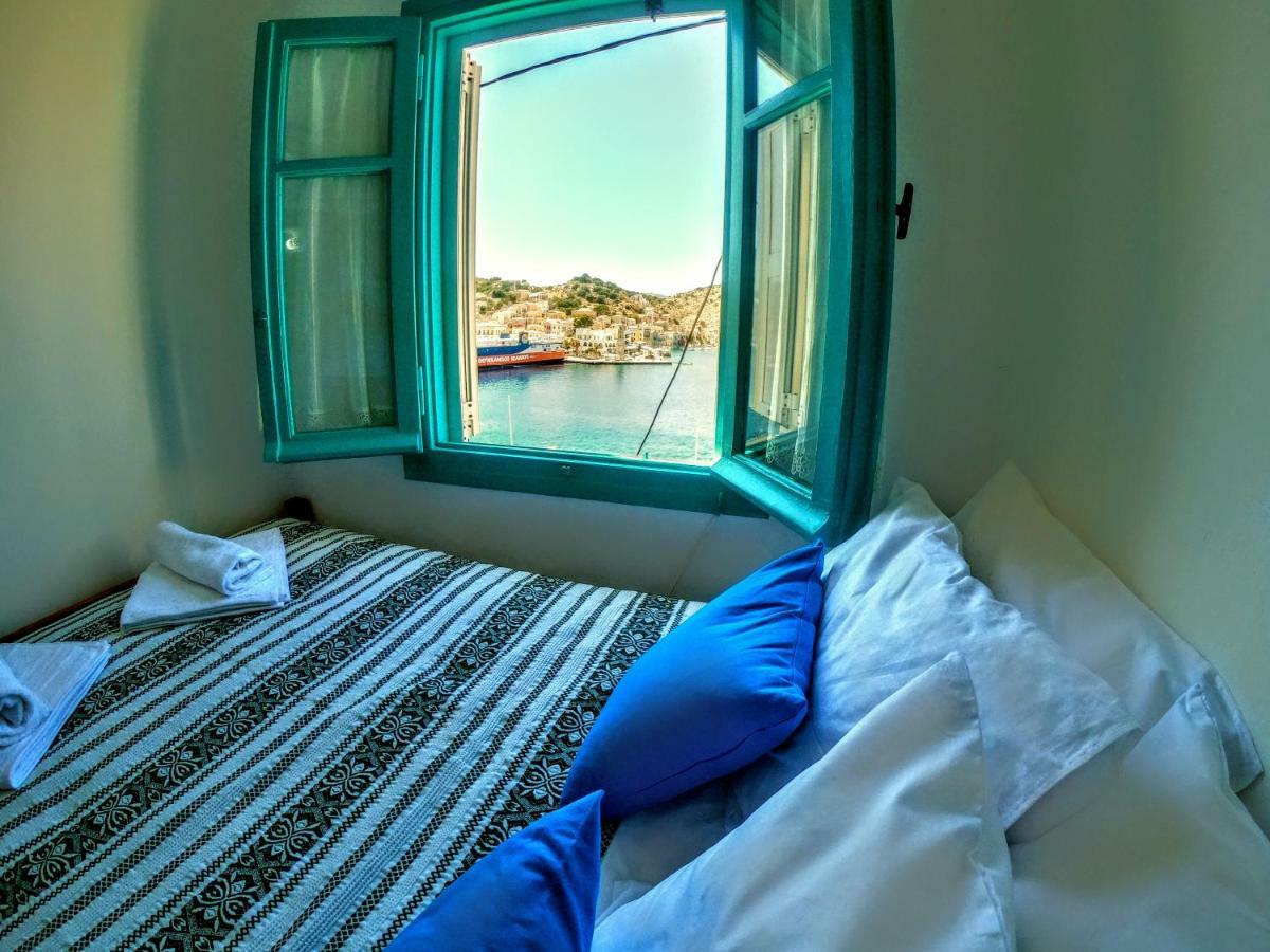 Villa Pitini Сими Екстериор снимка